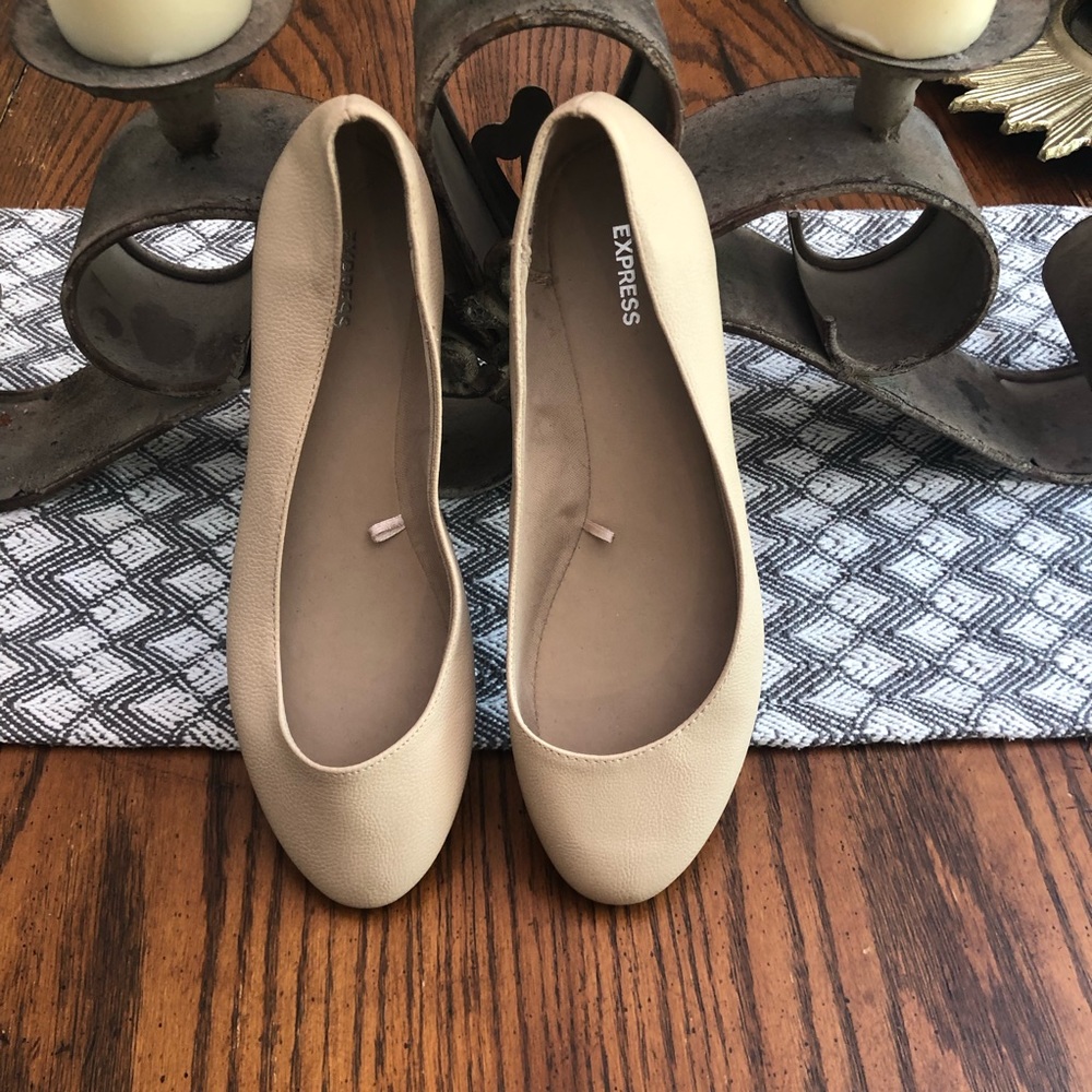 Express Ballet Flats